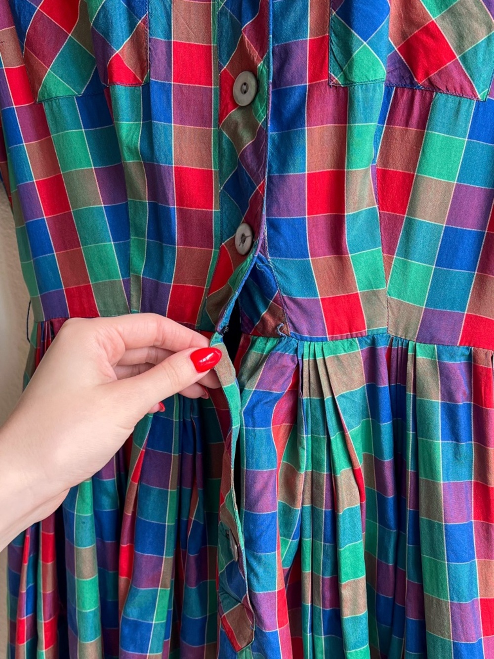 Gorgeous Vintage 1950s Red, Green, and Blue Plaid Silk Dress (S) - Picture 10 of 15